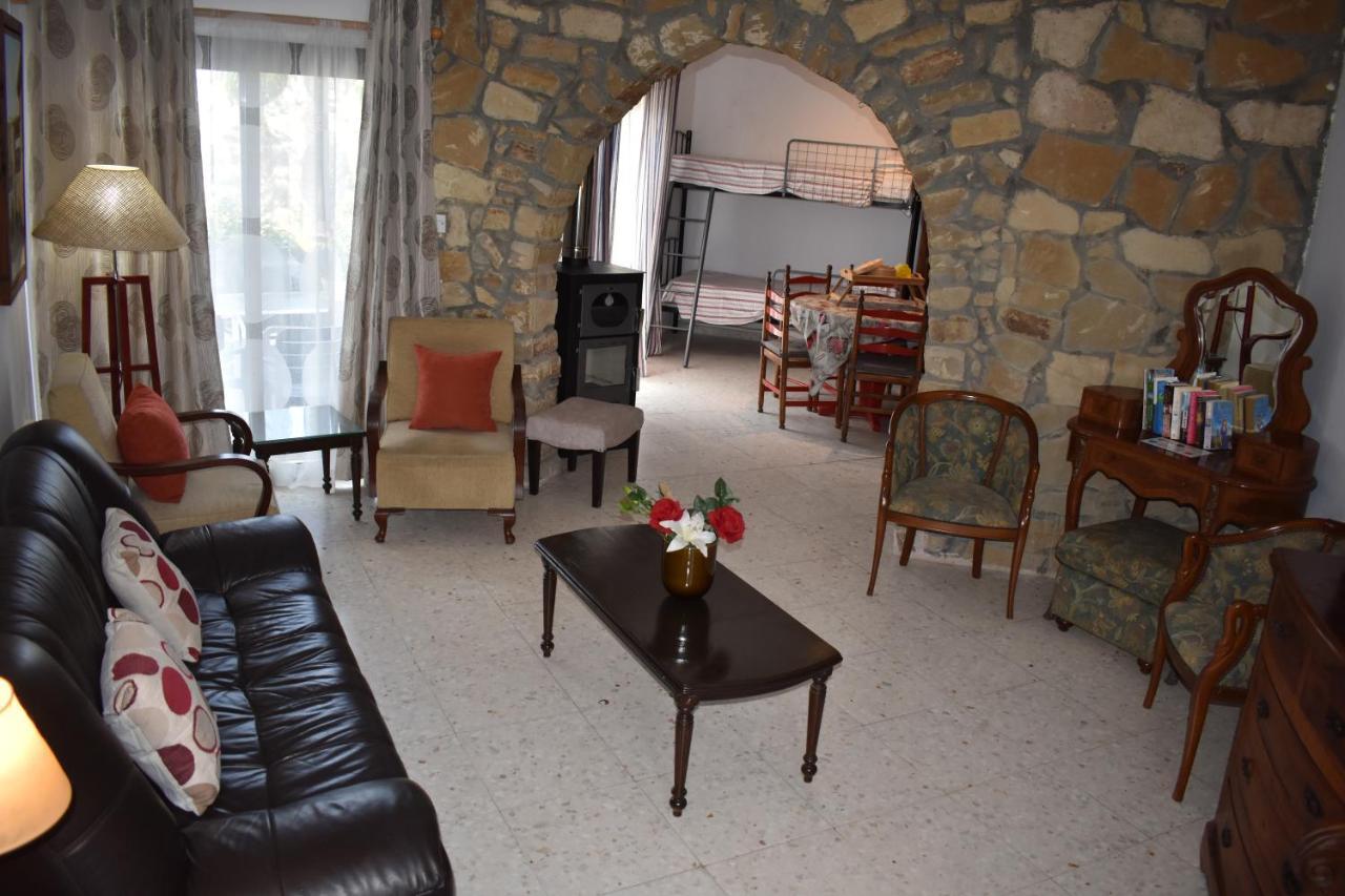 George Houses Пендакомо Экстерьер фото