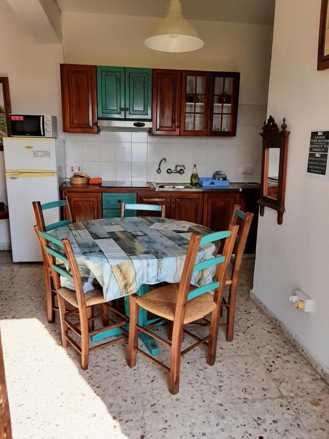 George Houses Пендакомо Экстерьер фото