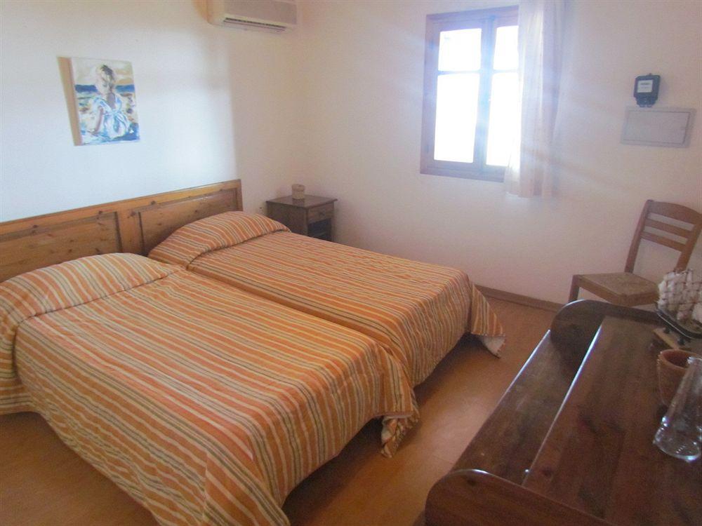 George Houses Пендакомо Экстерьер фото