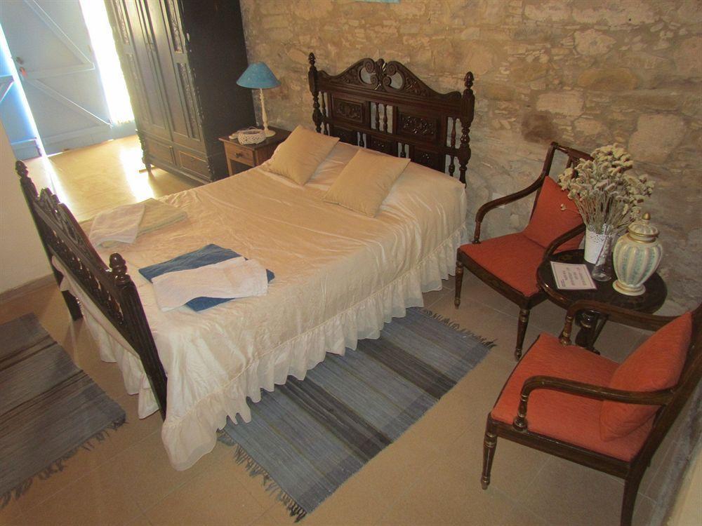George Houses Пендакомо Экстерьер фото